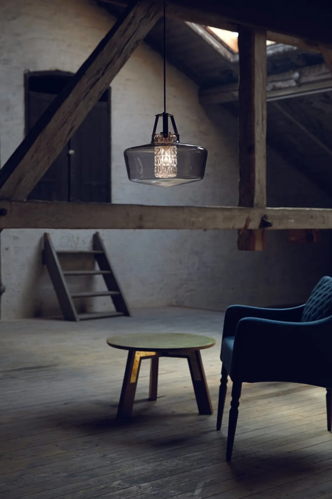 Addicted to Us taklampe - svart