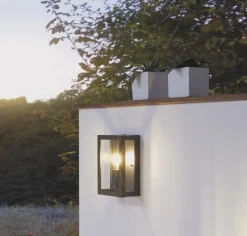 Alamonte vegglampe IP44 - Svart