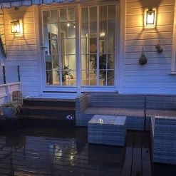 Arendal vegglampe utendørs ned IP44 - Svart