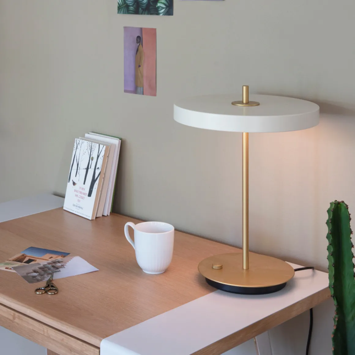 Asteria Move bordlampe