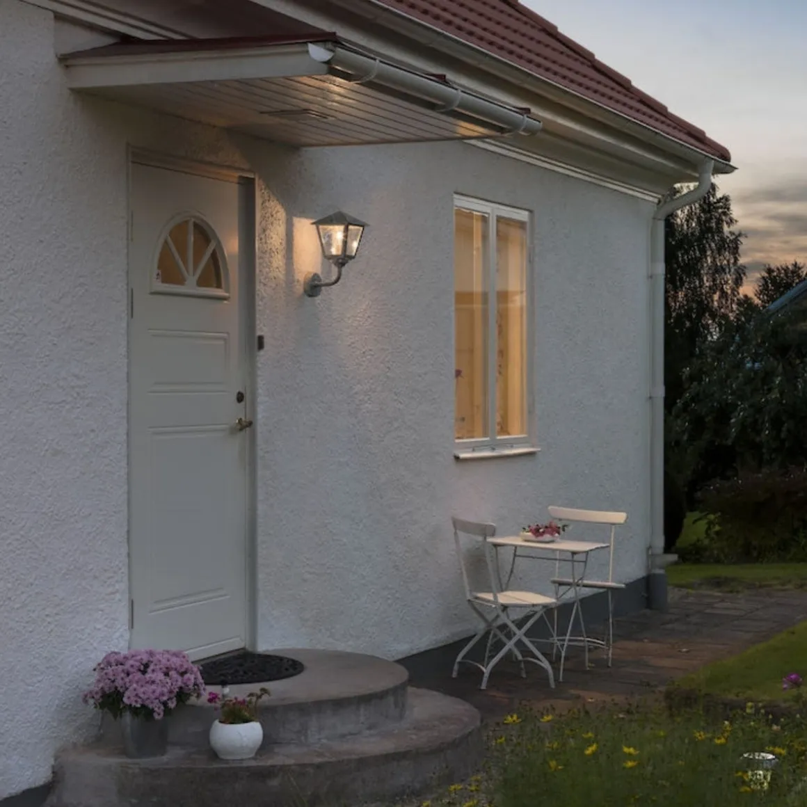 Benu vegglampe opp - Galvanisert