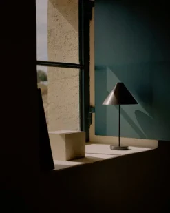 Brolly bærbar bordlampe - Svart