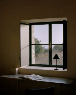 Brolly bærbar bordlampe - Svart