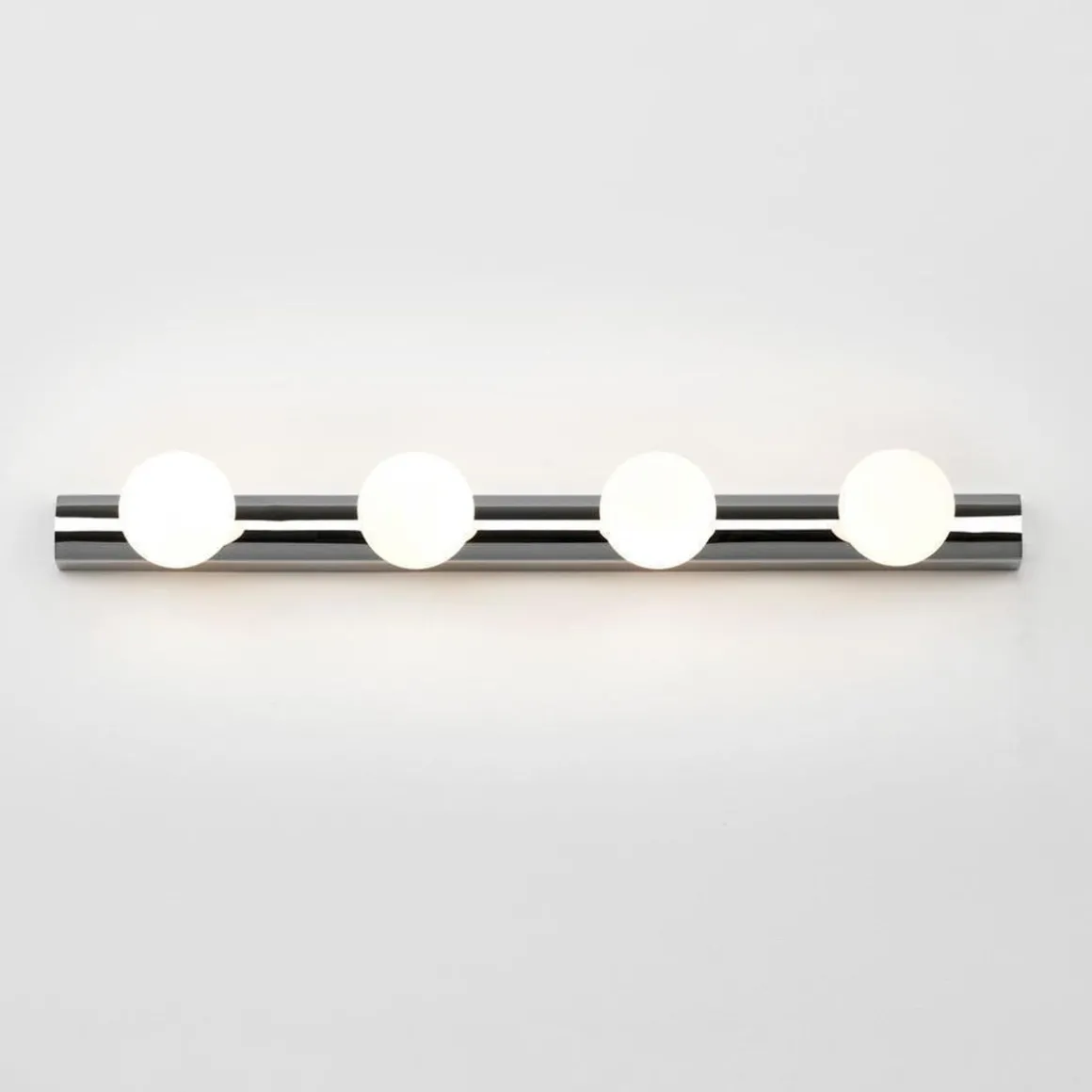 Cabaret 4 vegglampe for baderom IP44 - Polert krom