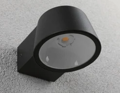 Capea vegglampe utendørs IP44 6W 3000 Kelvin