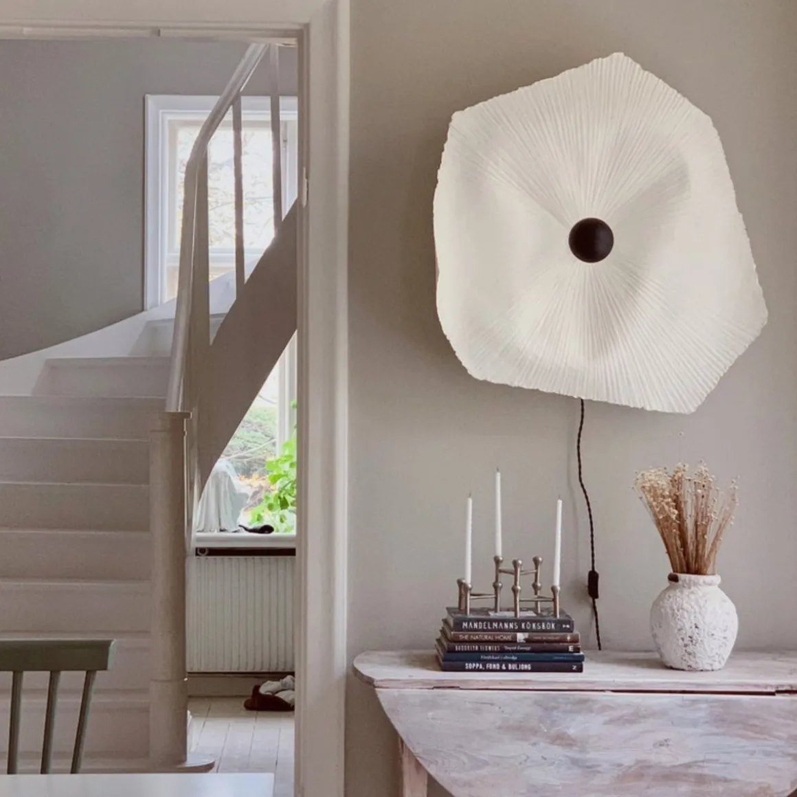 E27 Lyspære med Svart topp 2,8W