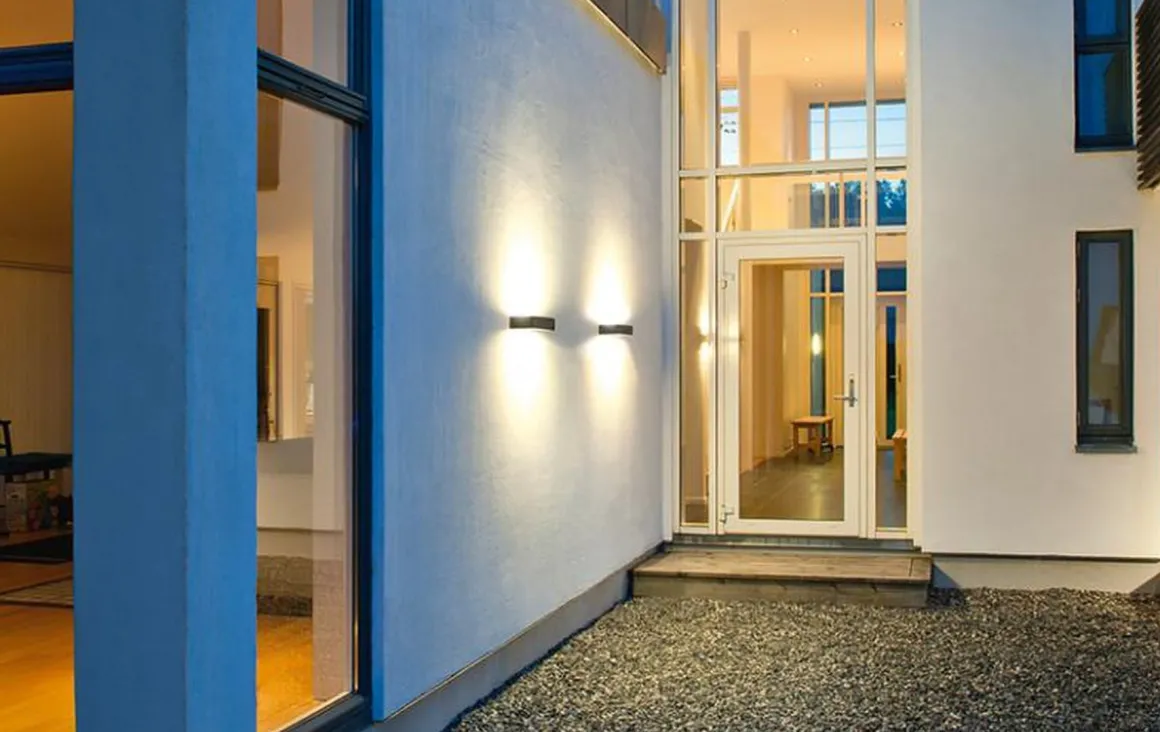 Edge vegglampe opp/ned 10W 3000 Kelvin dimbar IP65 - Hvit