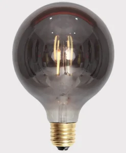 Edison E27 globe filament LED 4W 2200K 95 mm dimbar - Røykfarget