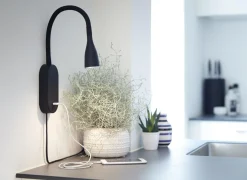 Eye vegglampe 5 watt dimbar m/ USB - Svart