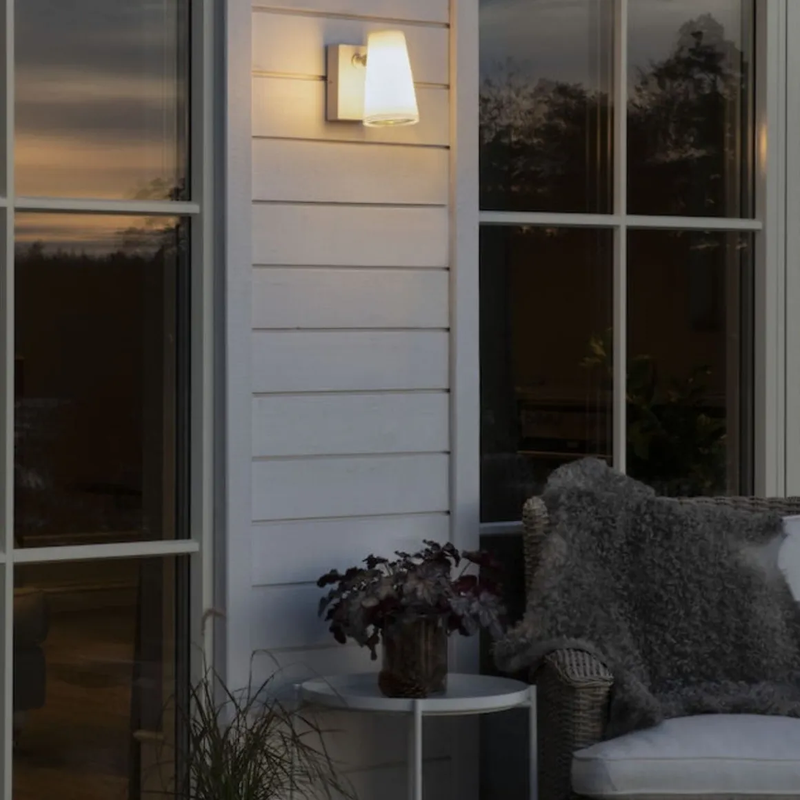 Fano vegglampe utendørs IP54 - Hvit