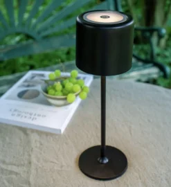 Filo oppladbar bordlampe