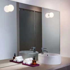 Flos Mini Glo-Ball C/W for speilmontering