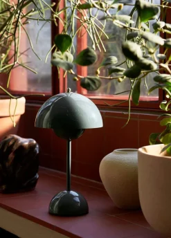 Flowerpot VP9 bærbar bordlampe