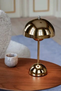 Flowerpot VP9 bærbar bordlampe