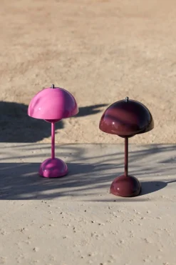 Flowerpot VP9 bærbar bordlampe