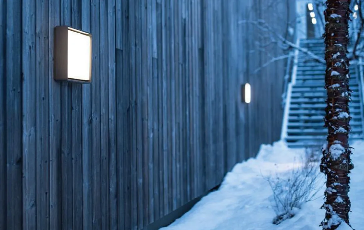 Frame vegg/taklampe 8W LED m/sensor