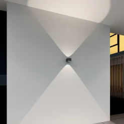 Frey vegglampe IP65 2x6W 2700K - Svart