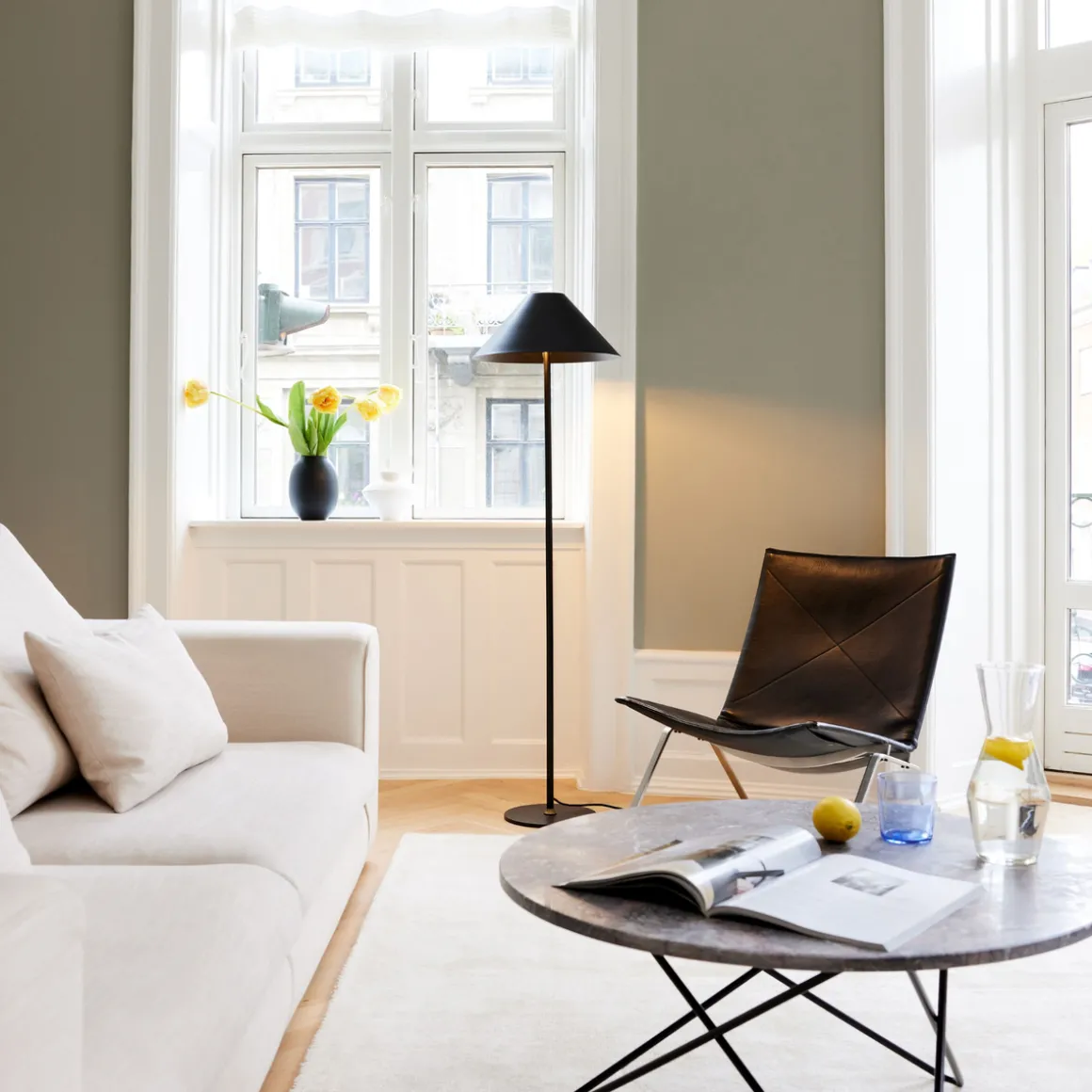 Hygge Gulvlampe - Grafitt Svart