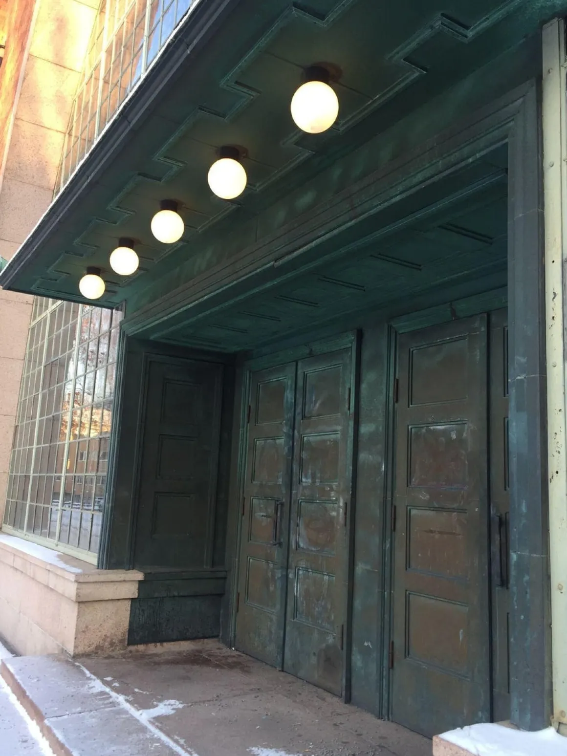 Ifø Classic Glob 150 taklampe IP54