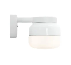 Ifø Ohm 140/150 vegglampe IP44