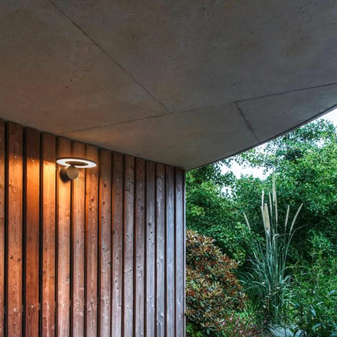 I-ring vegglampe utendørs 9,2W 3000 Kelvin IP65