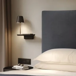 Ito vegglampe med trådløs lader og USB