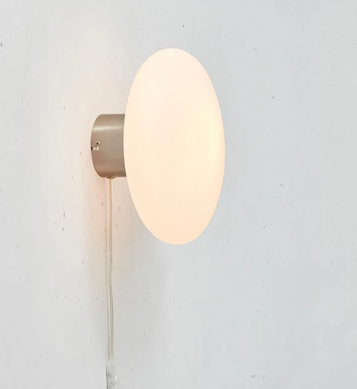 Locus vegg/taklampe - Opal/Stålfarget - Stål / Opal