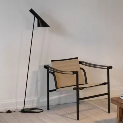 Louis Poulsen AJ gulvlampe