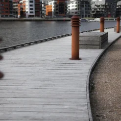 Louis Poulsen Bysted Pullert Mast F/Nedgraving - Corten