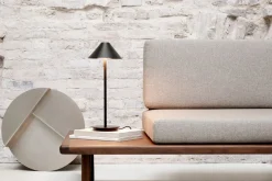 Louis Poulsen Keglen bordlampe