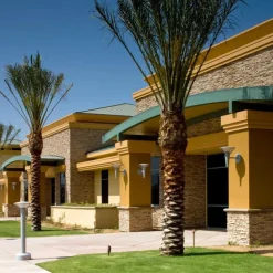 Louis Poulsen Kipp utendørs vegglampe