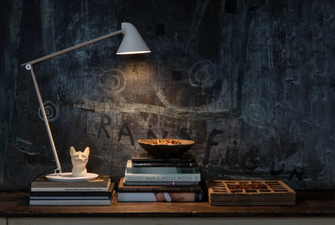 Louis Poulsen NJP bordlampe