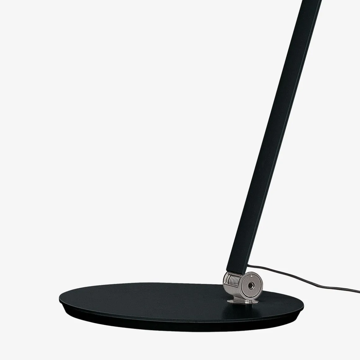 Louis Poulsen NJP bordlampe