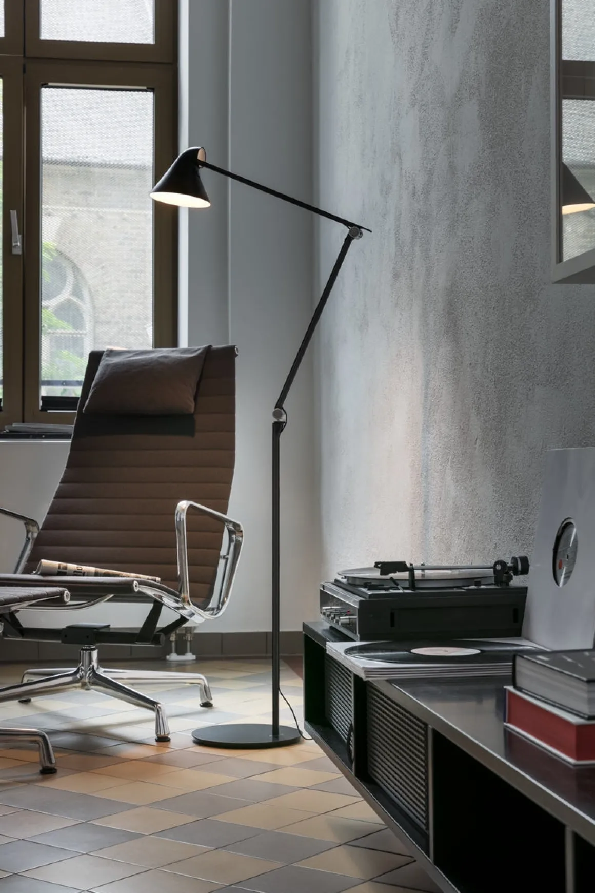 Louis Poulsen NJP gulvlampe