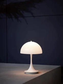 Louis Poulsen Panthella 160 portabel bordlampe