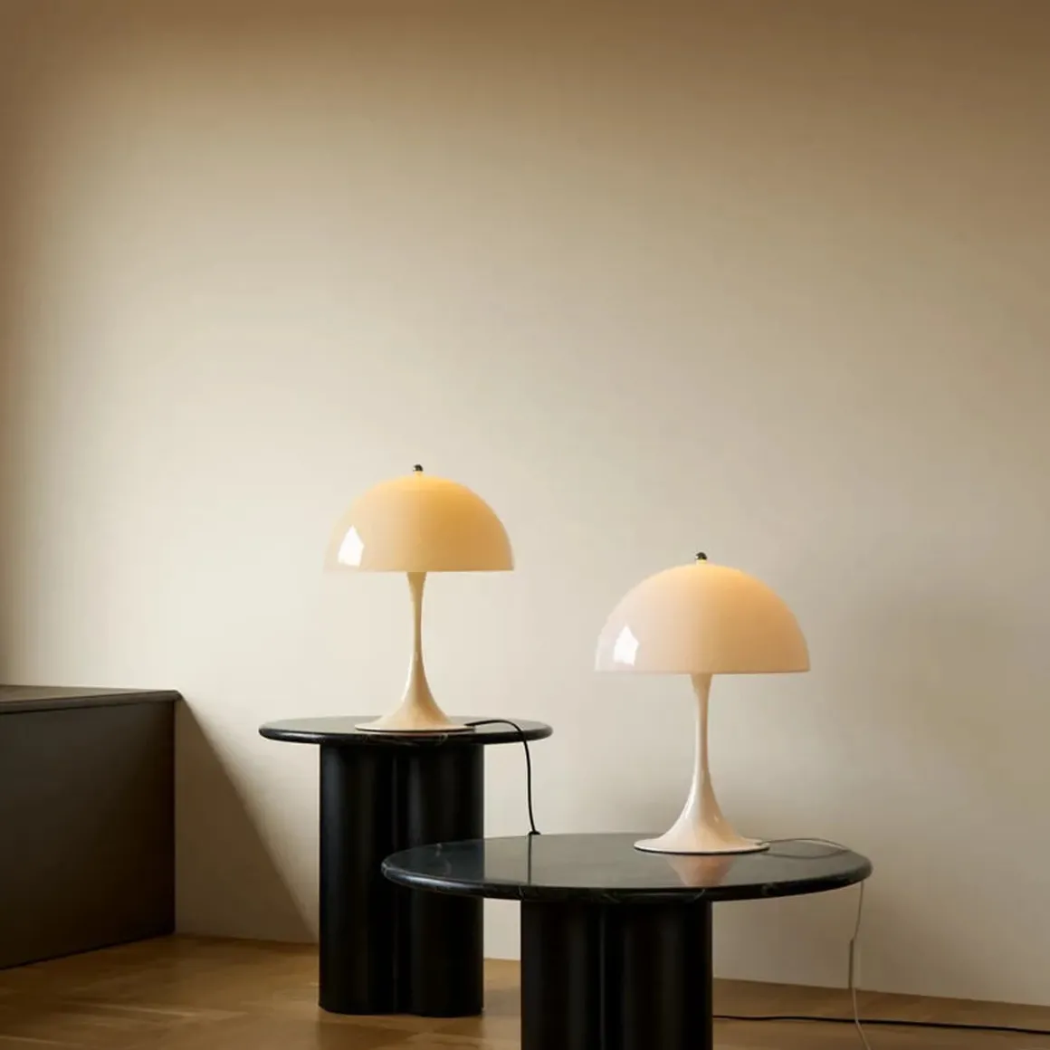 Louis Poulsen Panthella 320 V2 bordlampe