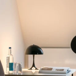 Louis Poulsen Panthella 250 bordlampe