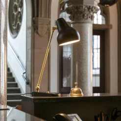 Louis Poulsen VL38 bordlampe