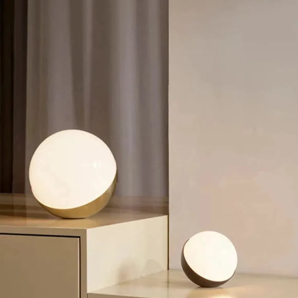 Louis Poulsen VL Studio 150 bord / gulv