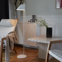 Louis Poulsen Yuh Gulvlampe