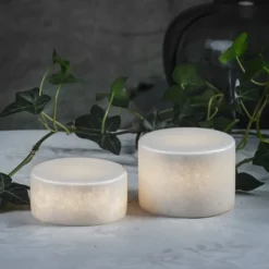 Marble hvit bordlampe batteridrevet m/timer - Small