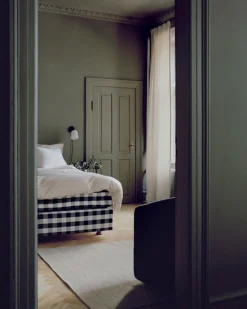 Material Vegglampe - Hvit Opal Glass