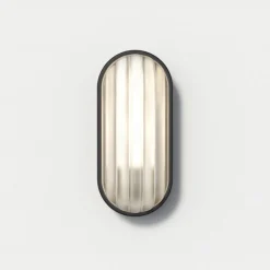 Montreal Oval vegglampe utendørs IP44 E27