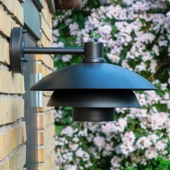 Morph D30 utendørs vegglampe IP44 - Svart