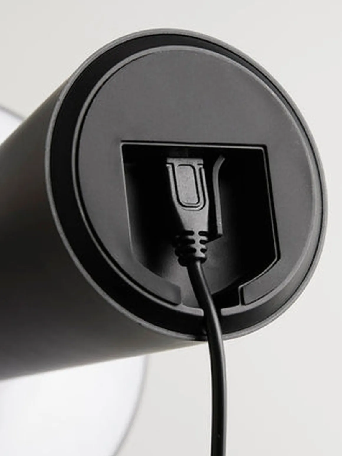 Move Me bordlampe oppladbar 4,7W IP44 - Dimbar