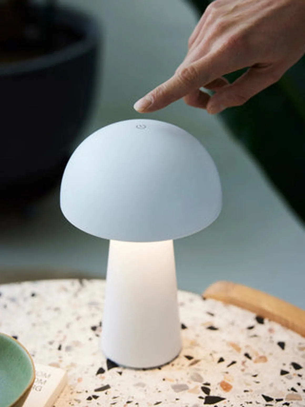 Move Me bordlampe oppladbar 4,7W IP44 - Dimbar