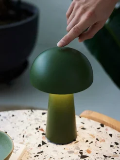 Move Me bordlampe oppladbar 4,7W IP44 - Dimbar