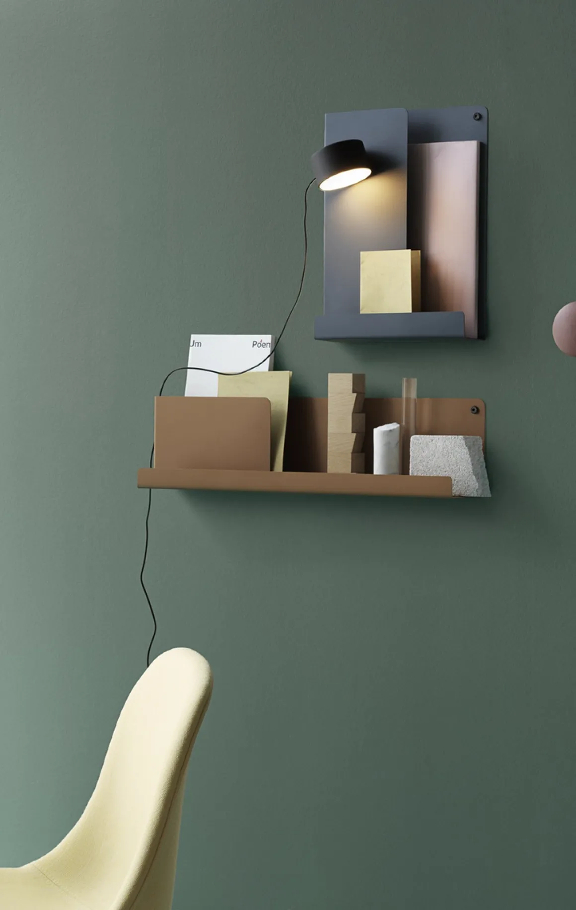 Muuto Post vegglampe