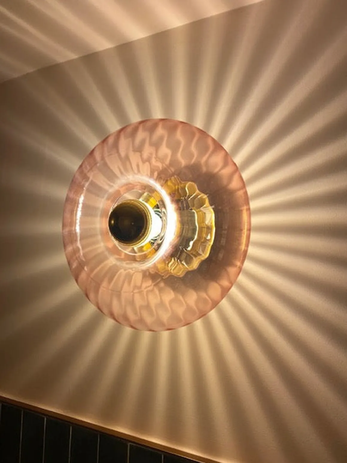 New Wave Optic 26 Wall Lamp - Rose