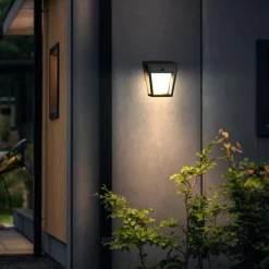 Nissa vegglampe utendørs IP44 1,8W 3000 Kelvin m/sensor - Solcelle